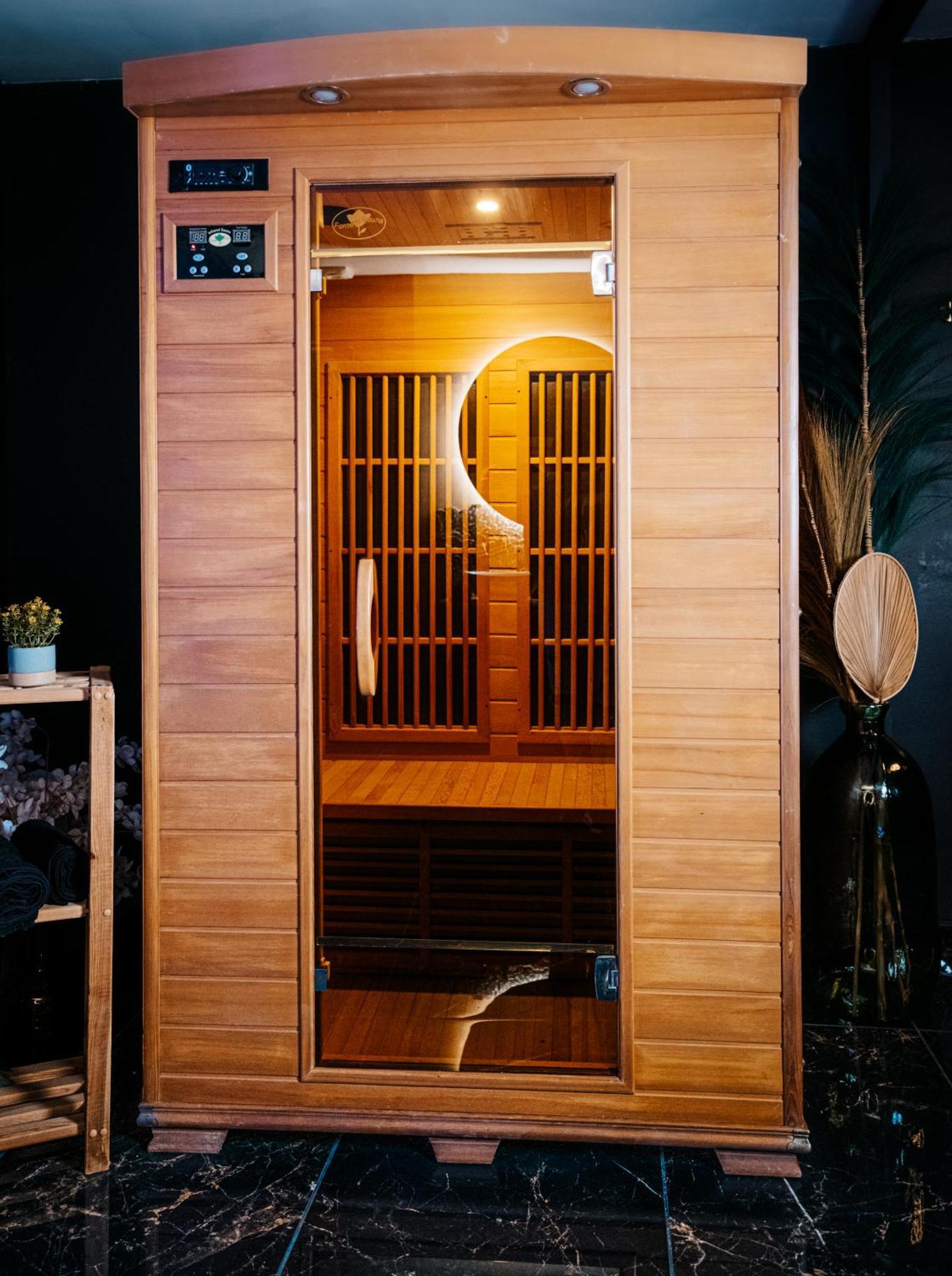 L Escale Jacuzzi Et Sauna Évreux Kültér fotó