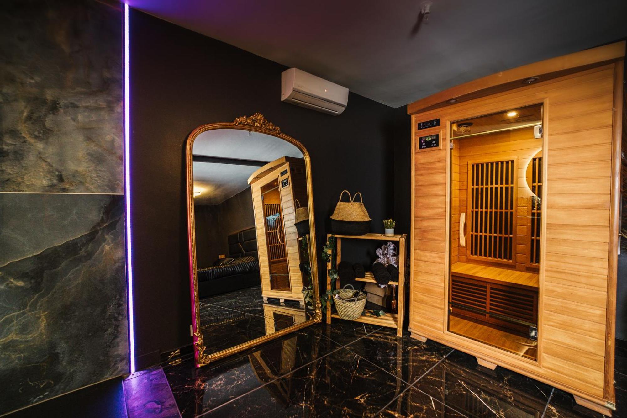 L Escale Jacuzzi Et Sauna Évreux Kültér fotó